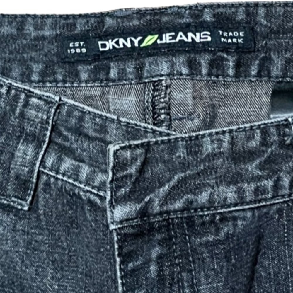 DKNY Jeans Women's Size 8 Black Bootcut Excellent condition - Picture 4 of 8